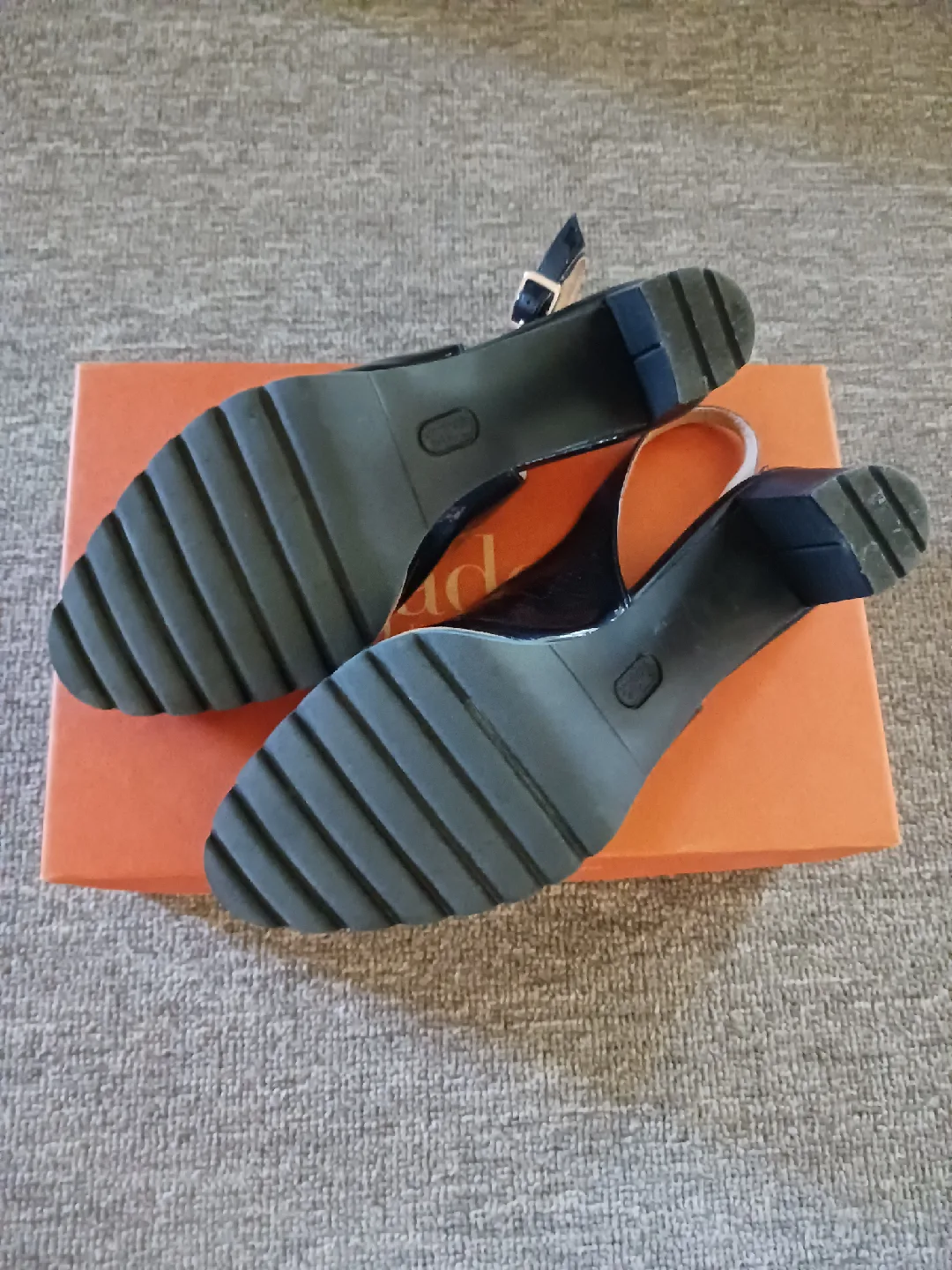 Gadea Miro Pacifico Slingback Heels - Size 40 image indicator(2)