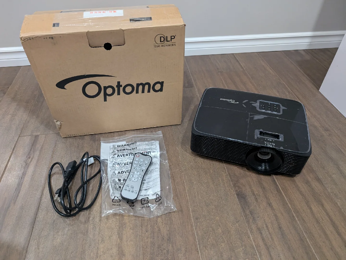 Brand New Optoma High Performance Projector For Sale image indicator(3)