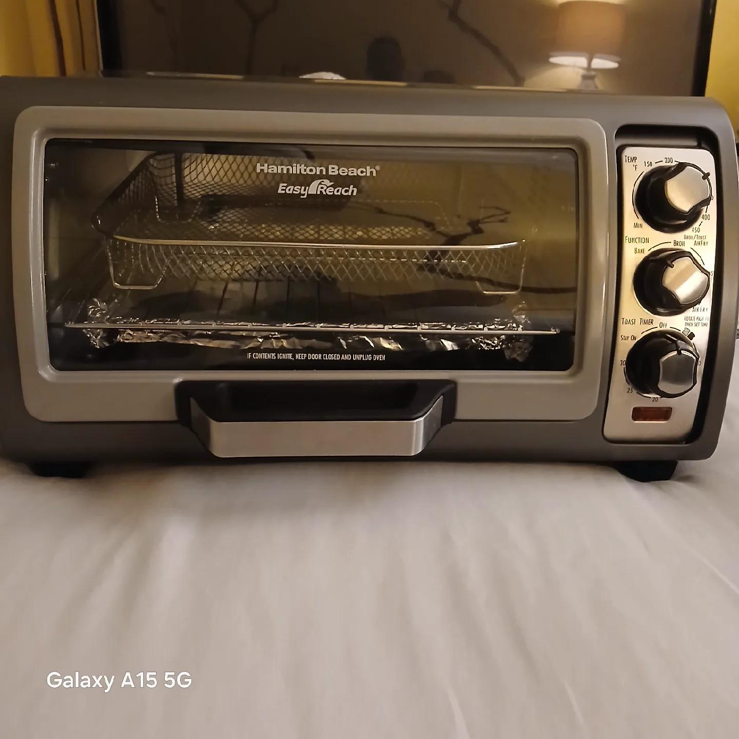 Hamilton Beach Easy Reach Toaster Oven image indicator(3)