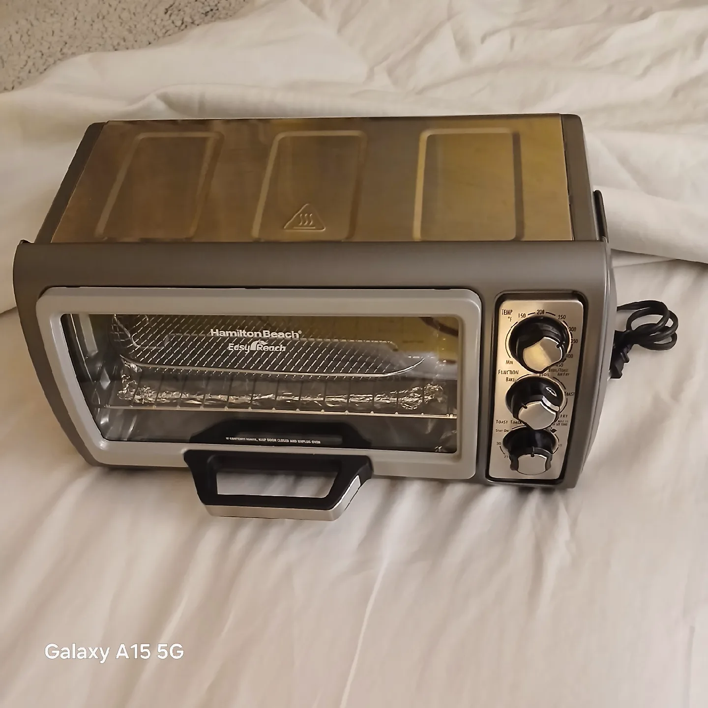 Hamilton Beach Easy Reach Toaster Oven image indicator(8)