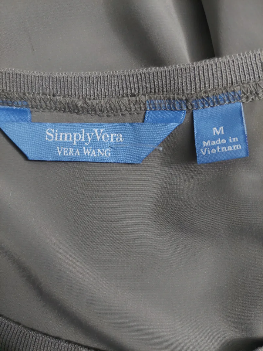 Simply Vera Vera Wang Pullover Top - Size M image indicator(3)