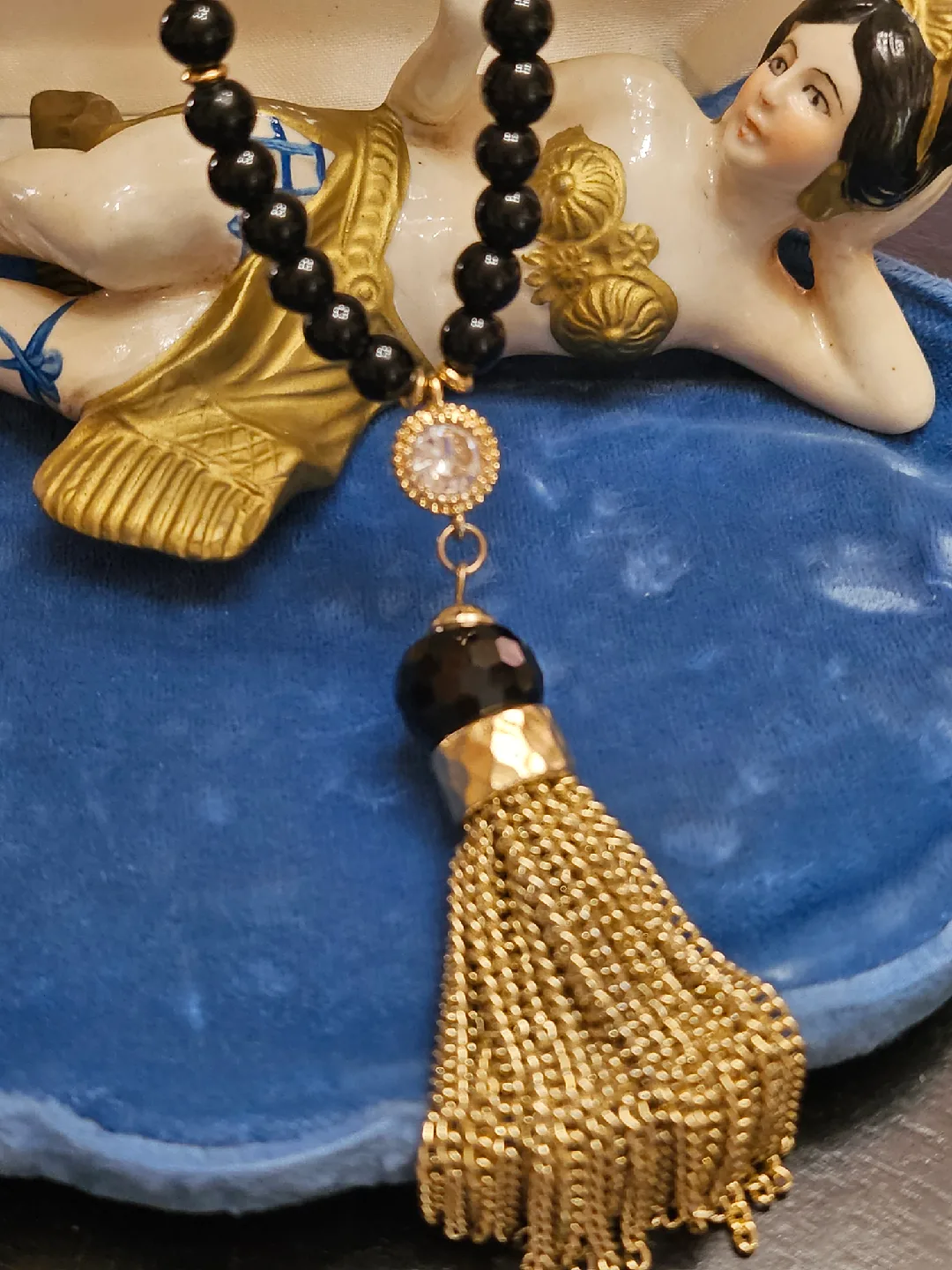 Black Beaded Tassel Necklace image indicator(3)