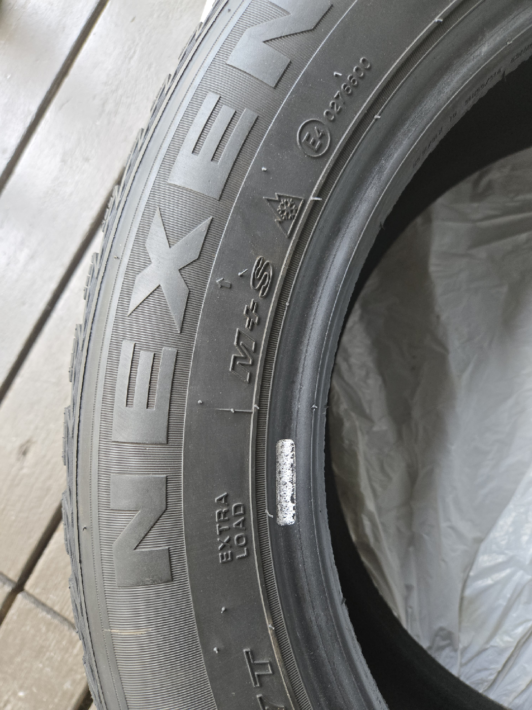 Nexen WinGuard Winter Tire 215/55R16 - photo 4