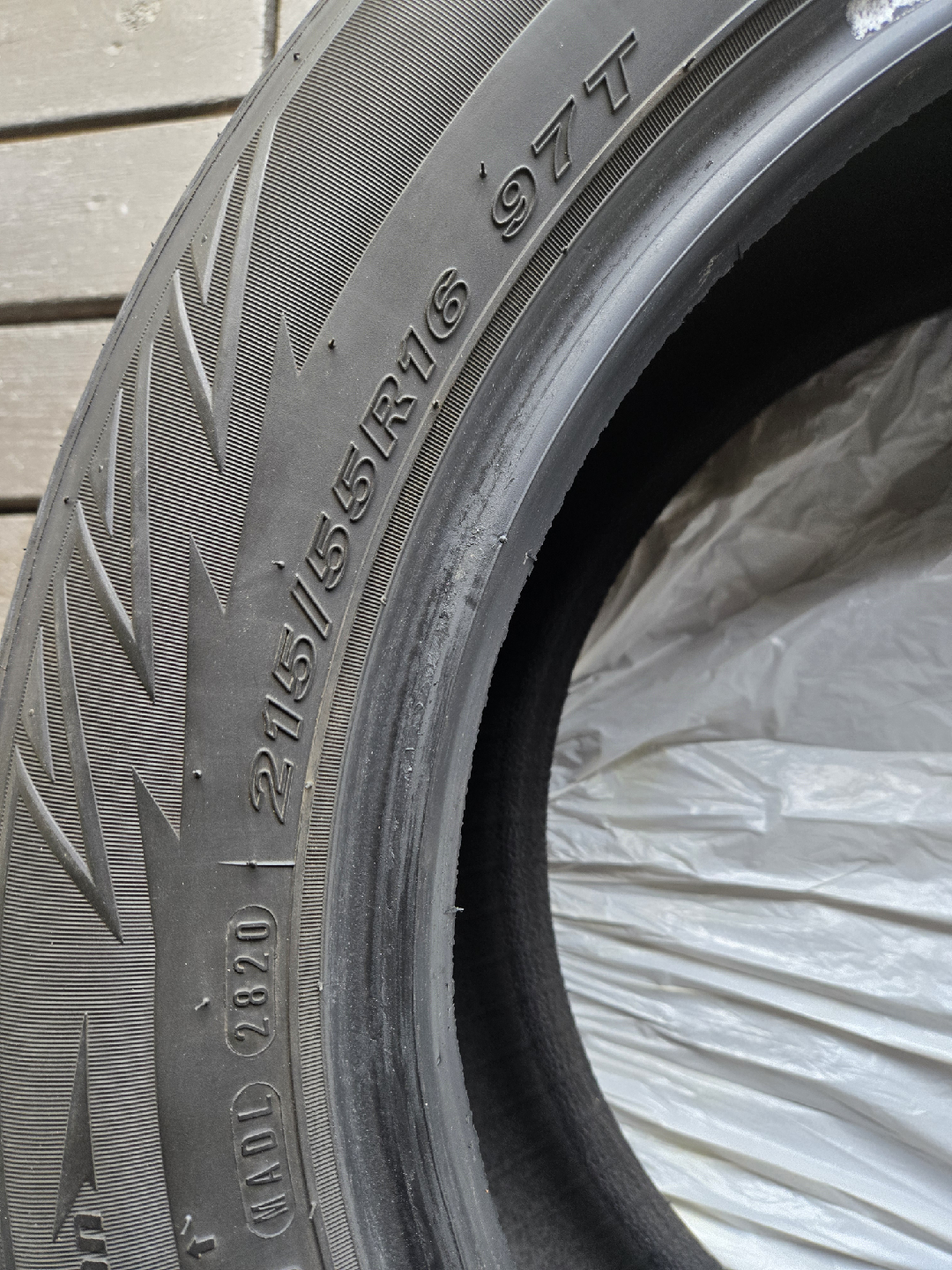 Nexen WinGuard Winter Tire 215/55R16 - photo 5