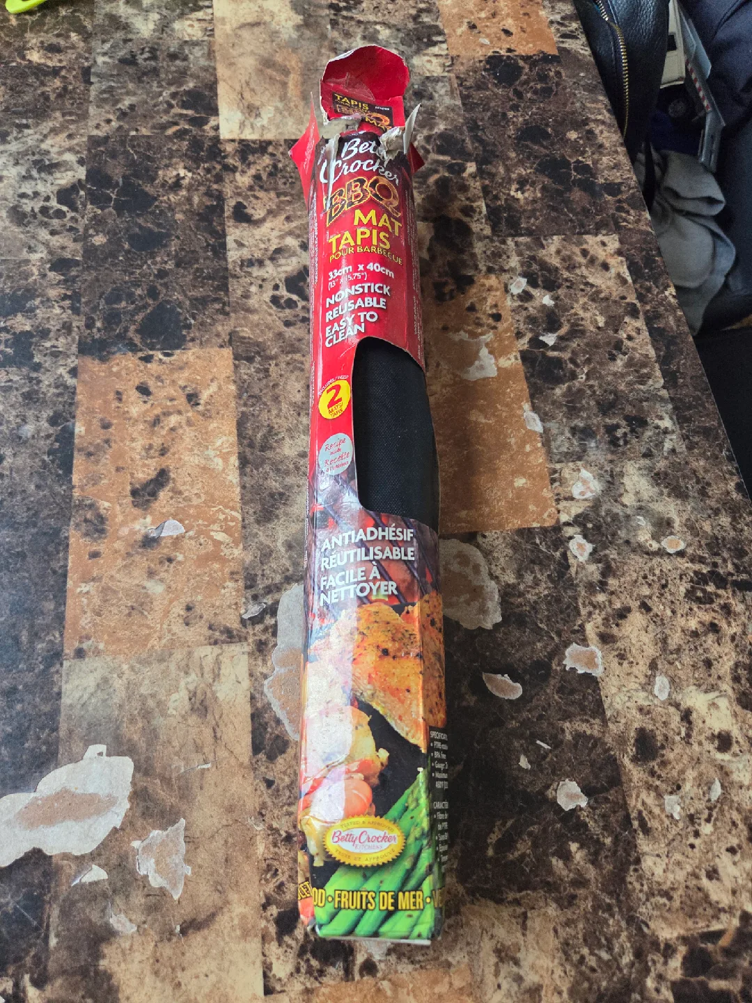 Like New Tapis BBQ Mat 13"×16" Nonstick Reusable, Easy To Clean