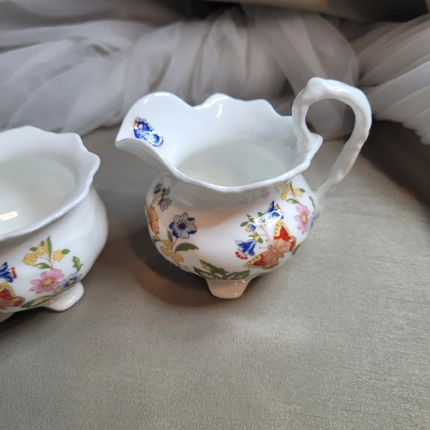 Aynsley Bone China Creamer & Sugar Set - Green Cottage... image indicator(6)