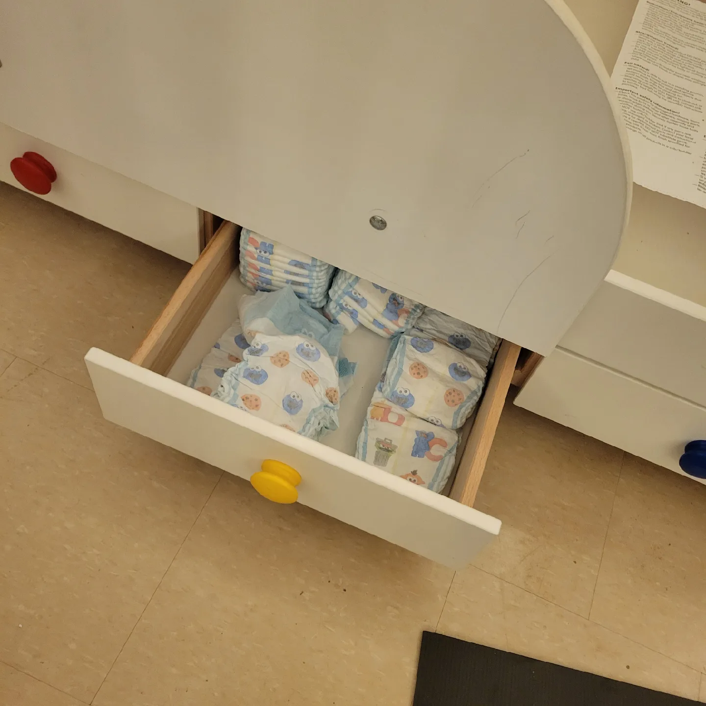 IKEA Gulliver toddler bed with Drawers - White image indicator(3)