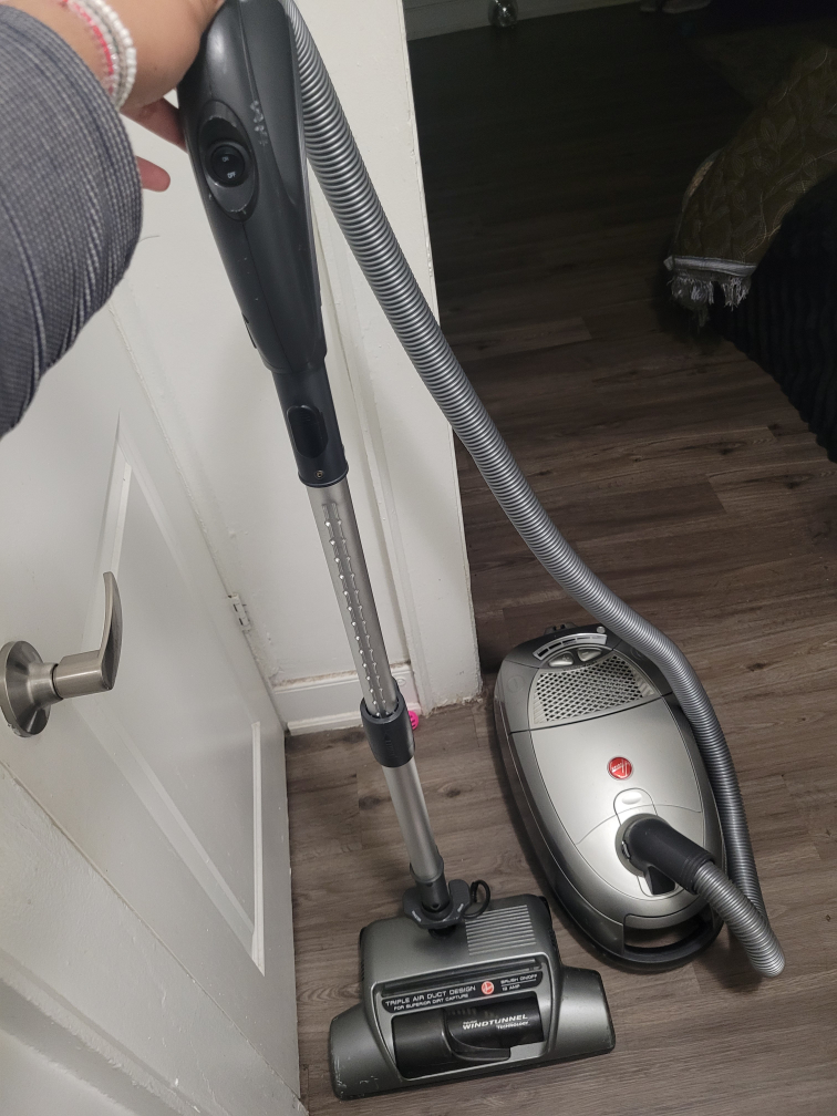 Hoover HEPA Media Vacuum Cleaner - photo 3