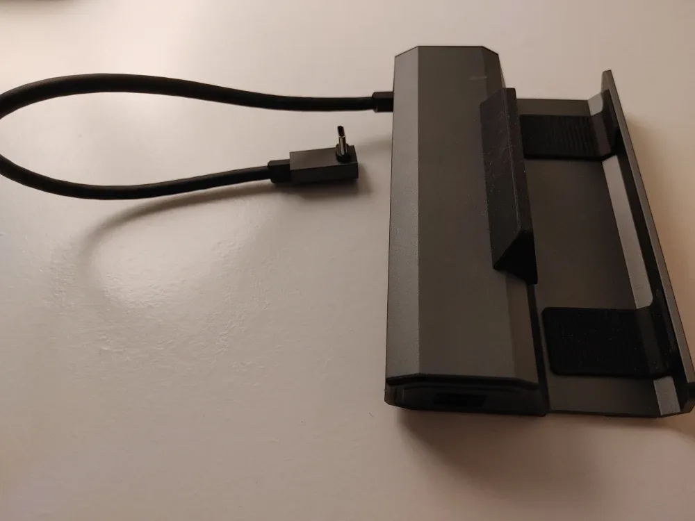 Docking Station USB-C 5-in-1 Multifunction Adapter - Like New! image indicator(7)