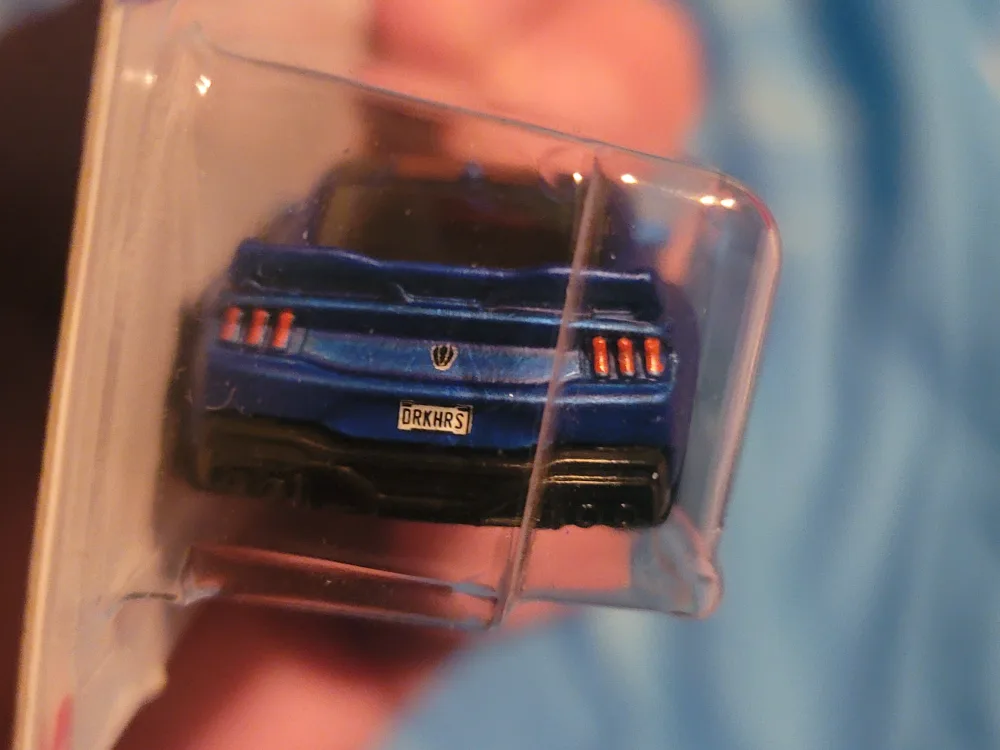 Hot Wheels Ford Mustang Dark Horse - New in Package image indicator(4)