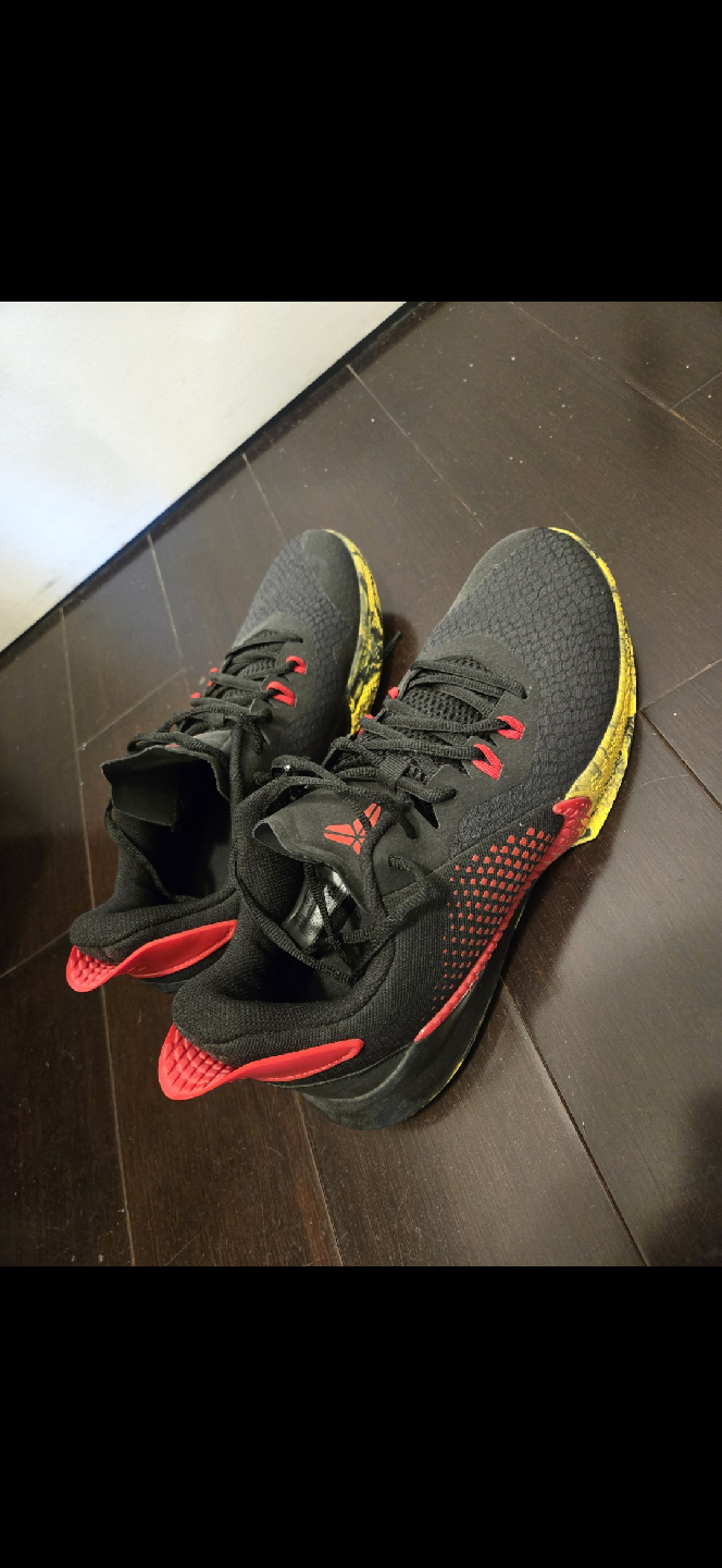 Kobe Mamba Fury Basketball Shoes size 10 - Black/Red/Yellow - photo 2