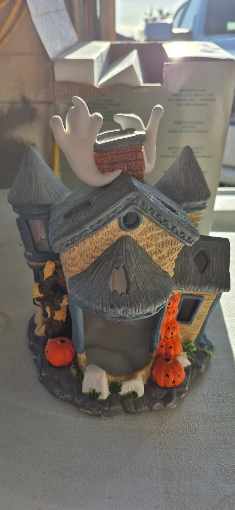 Mint Partylite Hand Painted Haunted Hill House image indicator(5)