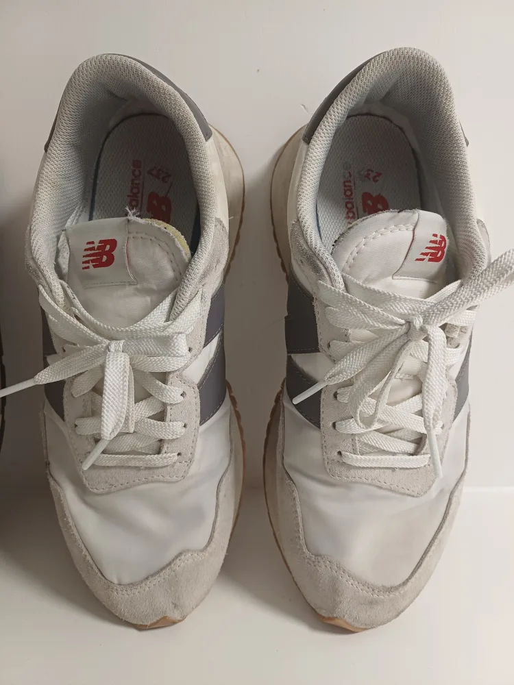 Adidas & New Balance Sneakers image indicator(4)