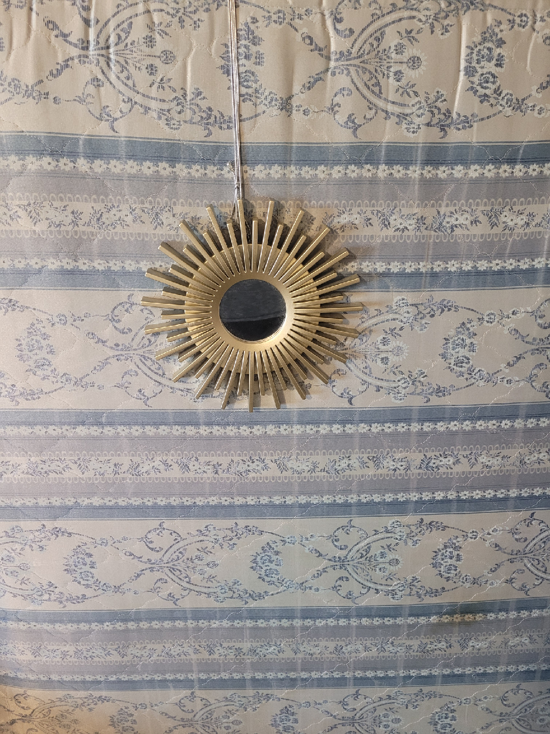 Sunburst Wall Mirror - Gold