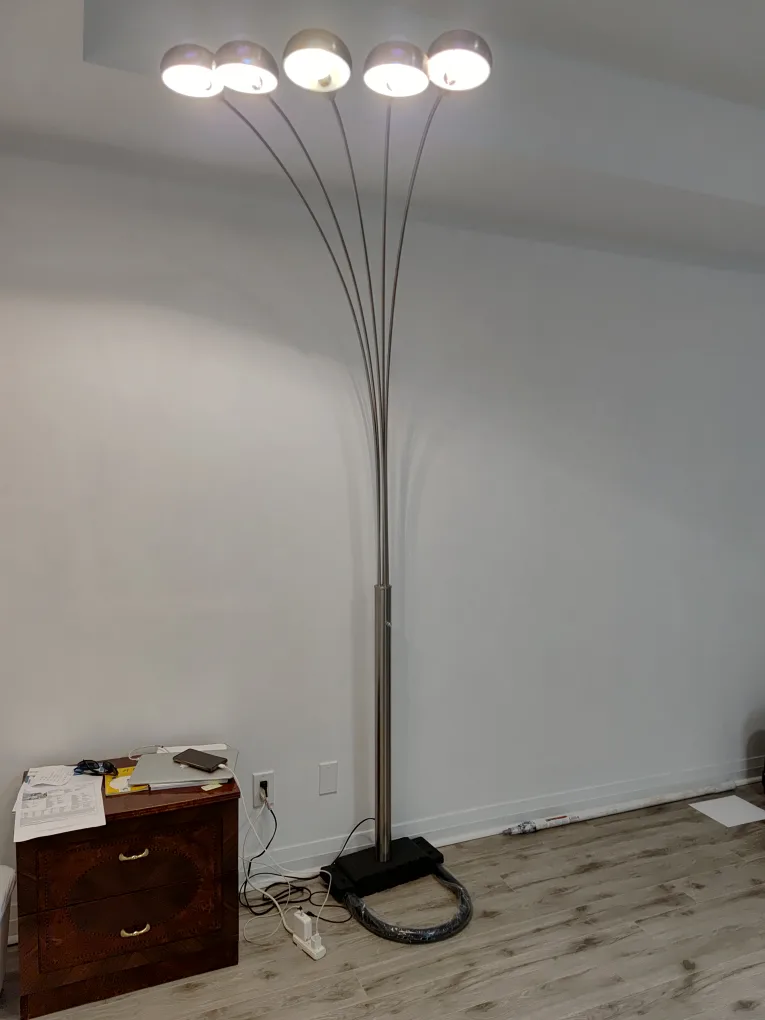 Arc Floor Lamp image indicator(2)