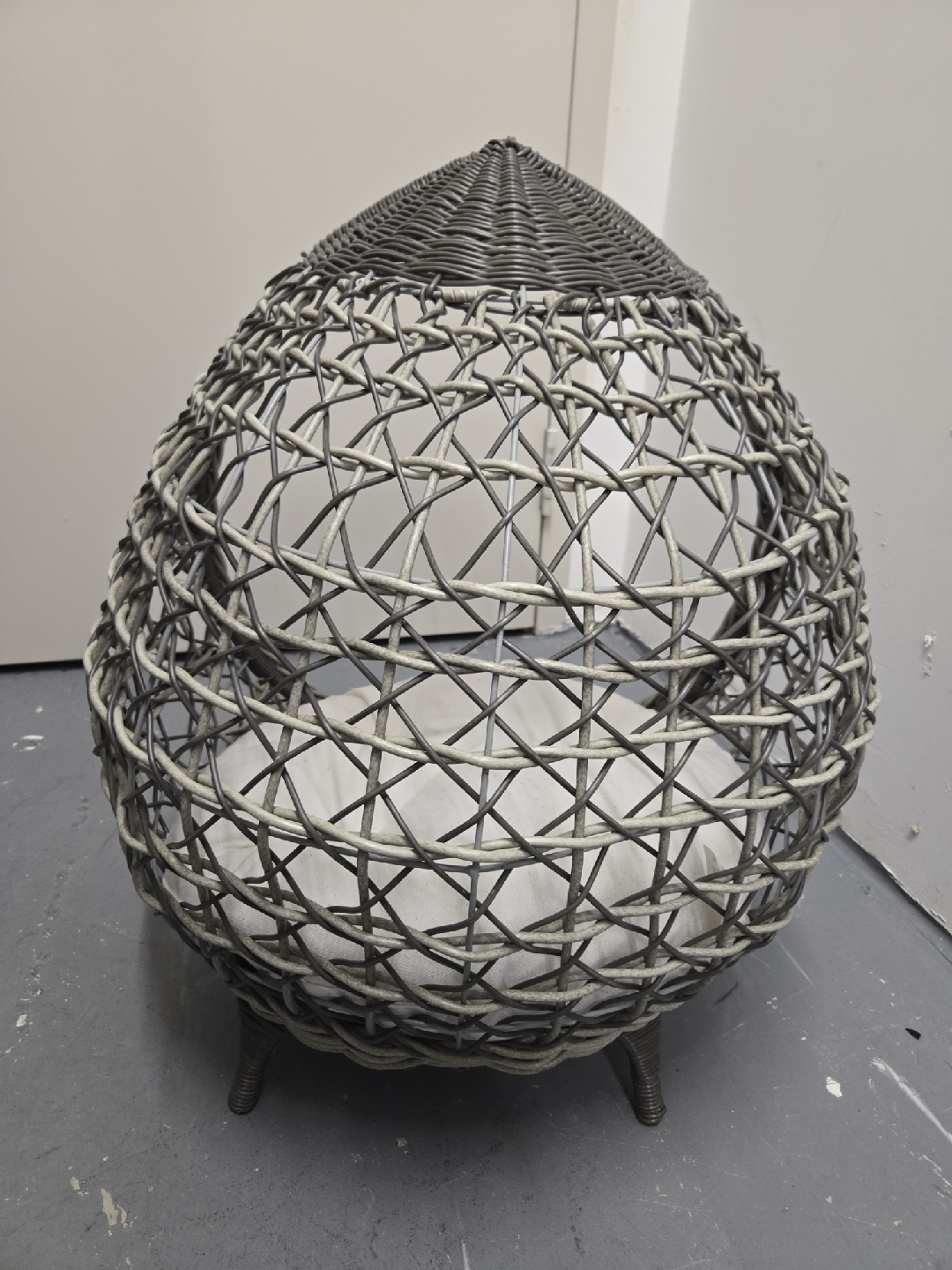 Wicker Egg Pet Bed with Cushion - photo 3