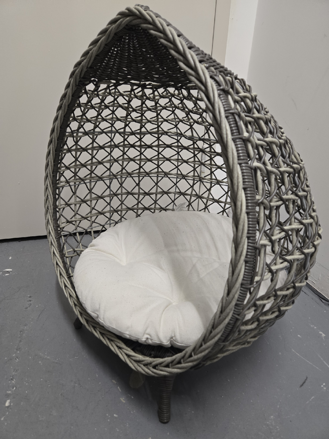Wicker Egg Pet Bed with Cushion - photo 4