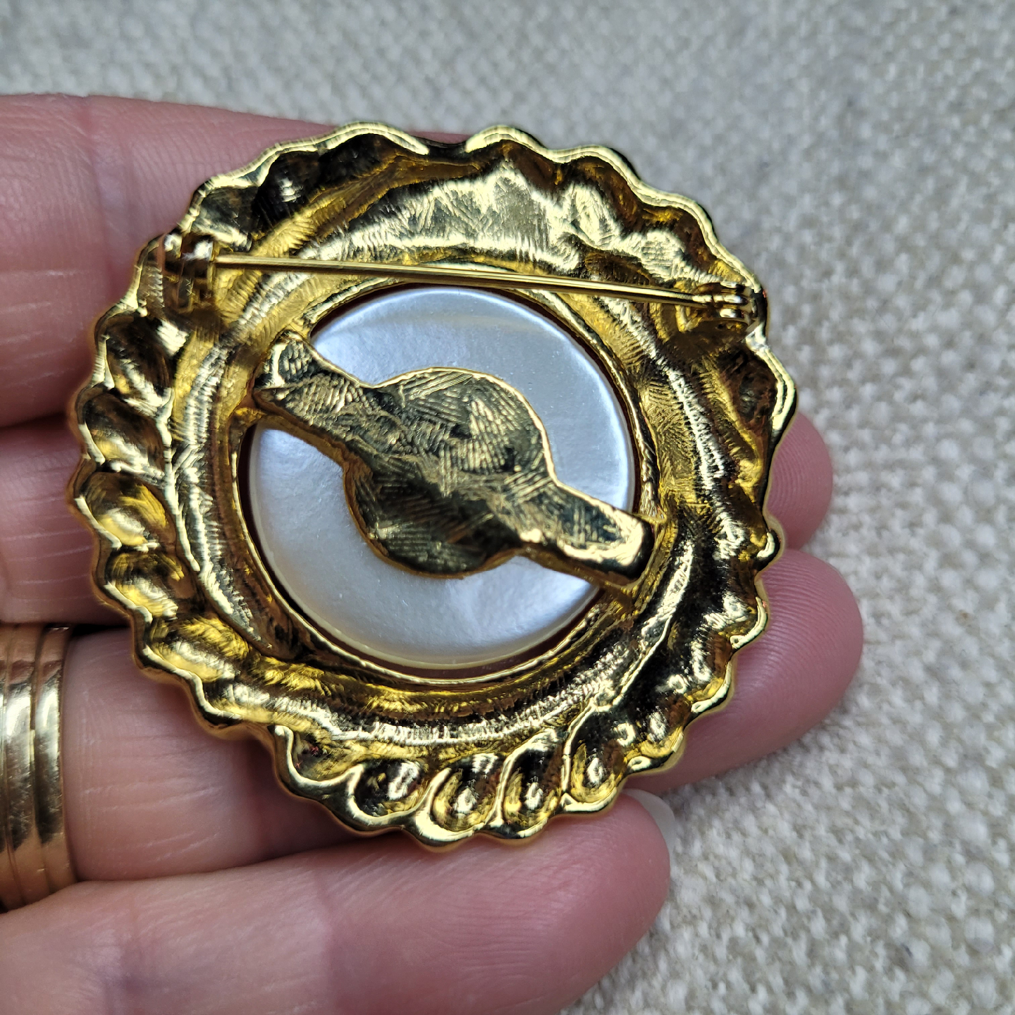 Vintage Fashion Brooch Brand New Condition - photo 2