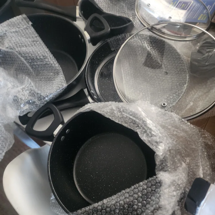 NEw 7pc Royal Swiss Nonstick Cookware Set image indicator(2)