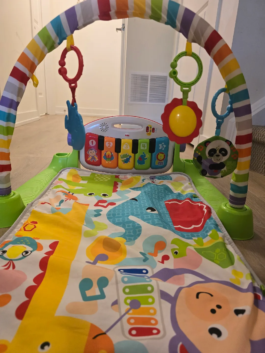 Fisher-Price Deluxe Kick & Play Piano Gym image indicator(3)