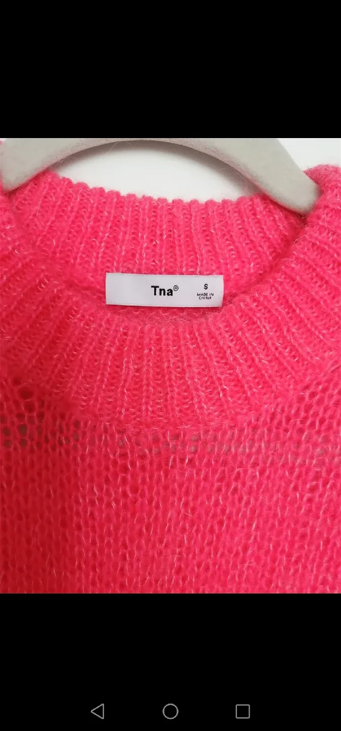 Aritzia TNA Sweater image indicator(2)