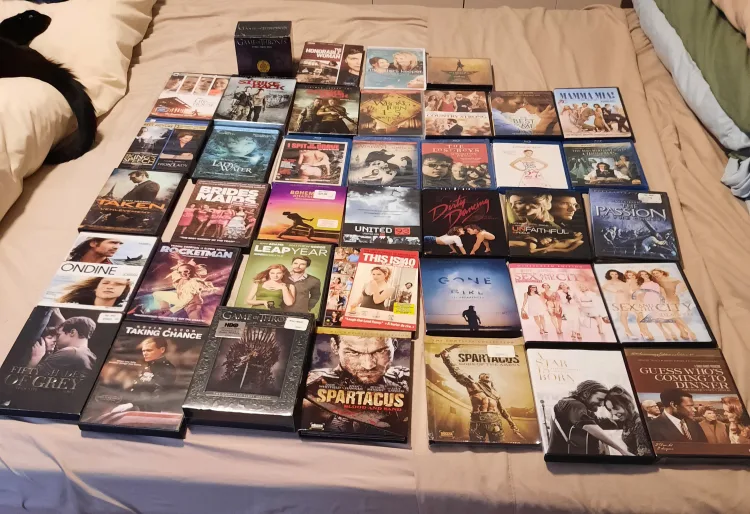 Mixed Lot of DVDs and Blu-rays, some are unopened. image indicator(2)