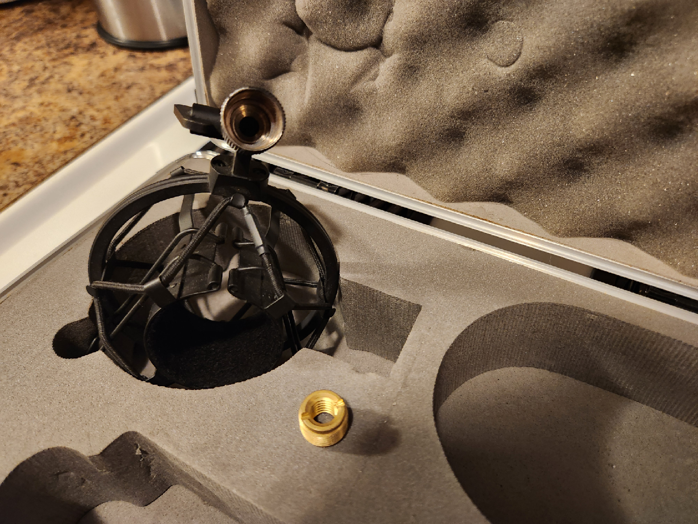 Microphone Shock Mount with Case - photo 3