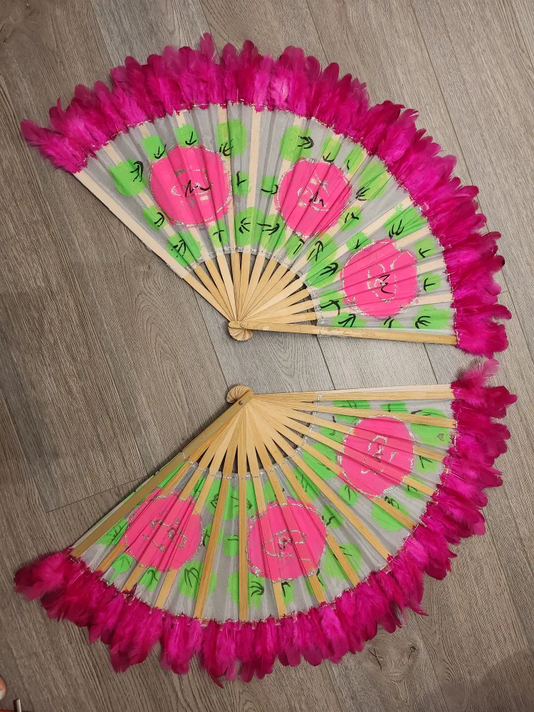 Pair of Decorative Feather Fans thumbnail