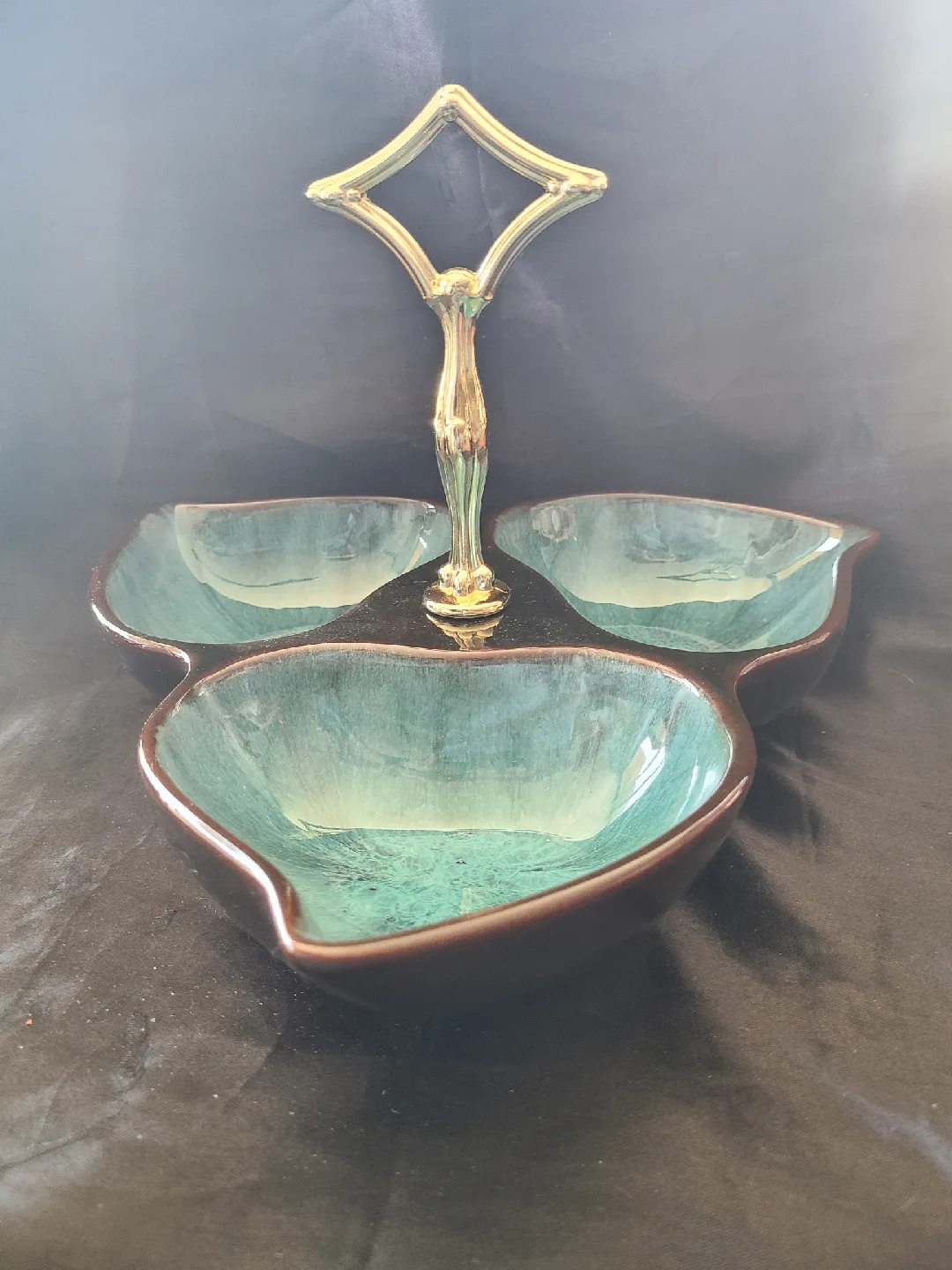 Blue Mountain Pottery Ceramic Serving Dish with Handle image indicator(2)