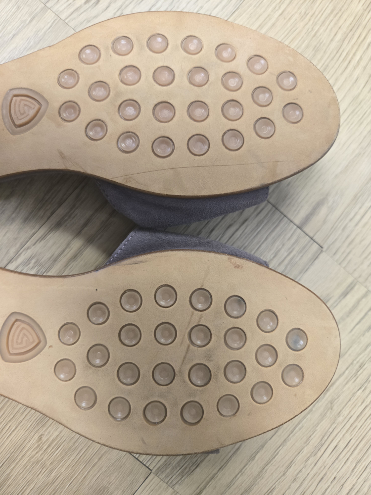 AGL Women's Grey Suede Sandals Size 39.5 - photo 5