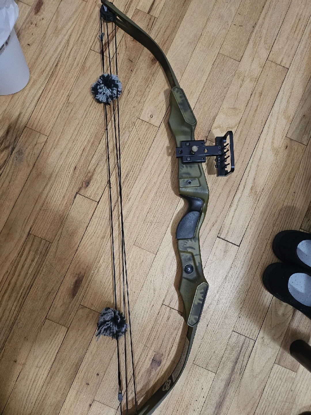 Bear Cub Compound Bow image indicator(2)
