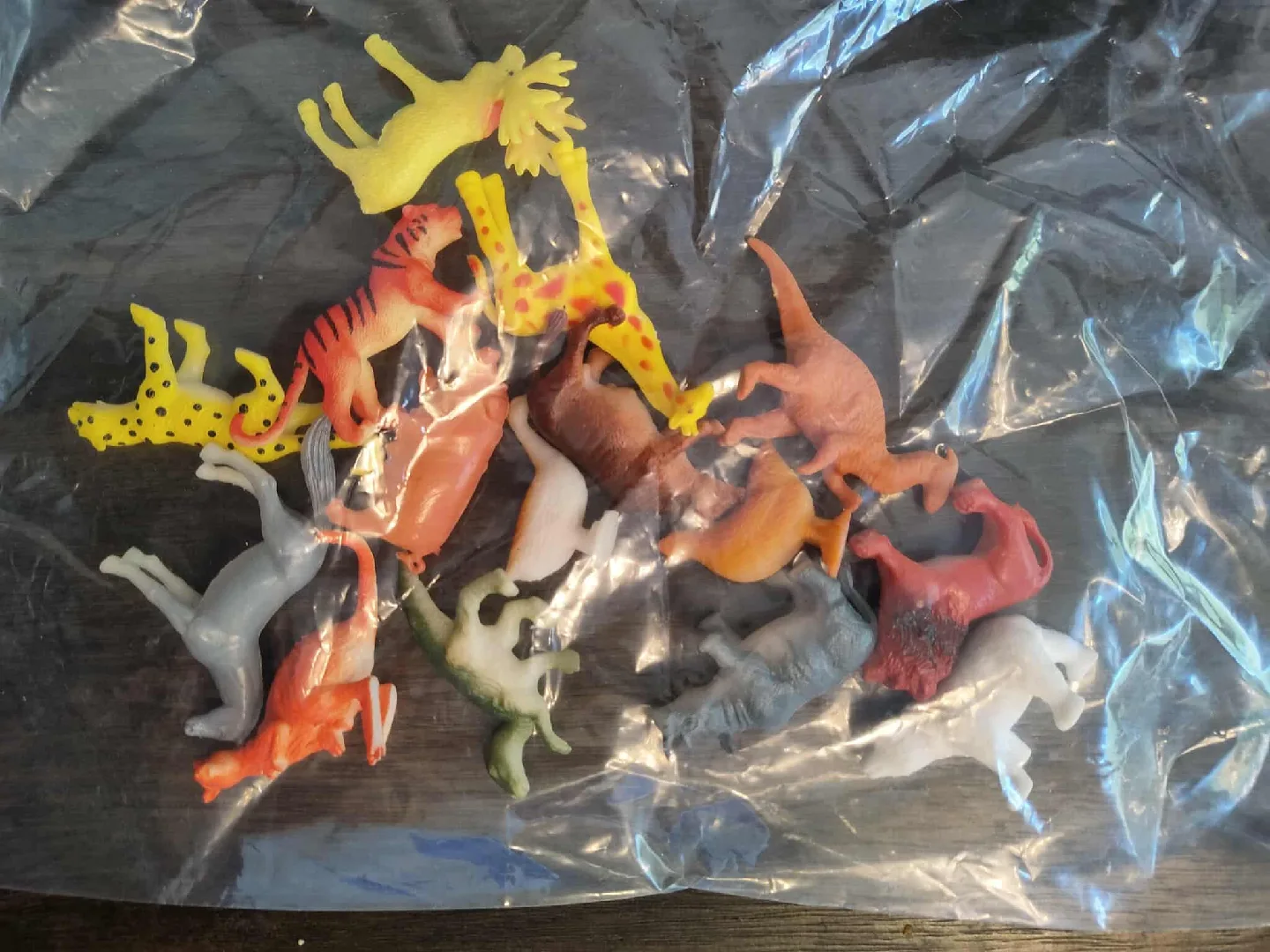 Toys action figures image indicator(5)