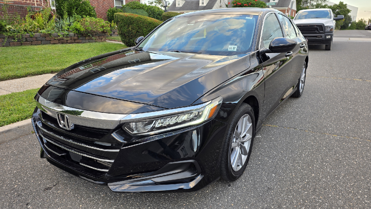 2022 Black Honda Accord Sedan 16k miles Clean Title - photo 2