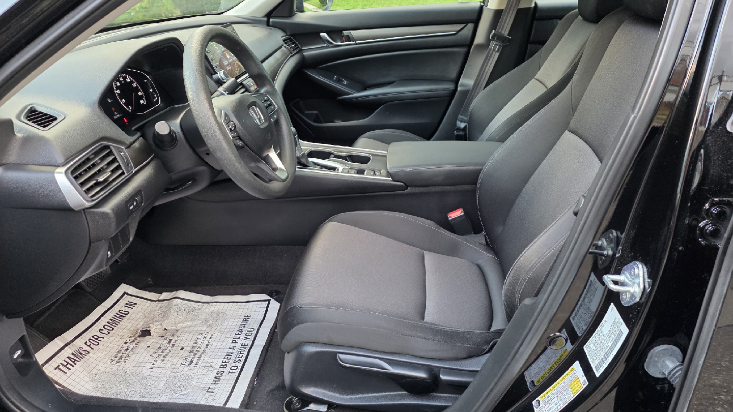 2022 Black Honda Accord Sedan 16k miles Clean Title - photo 5