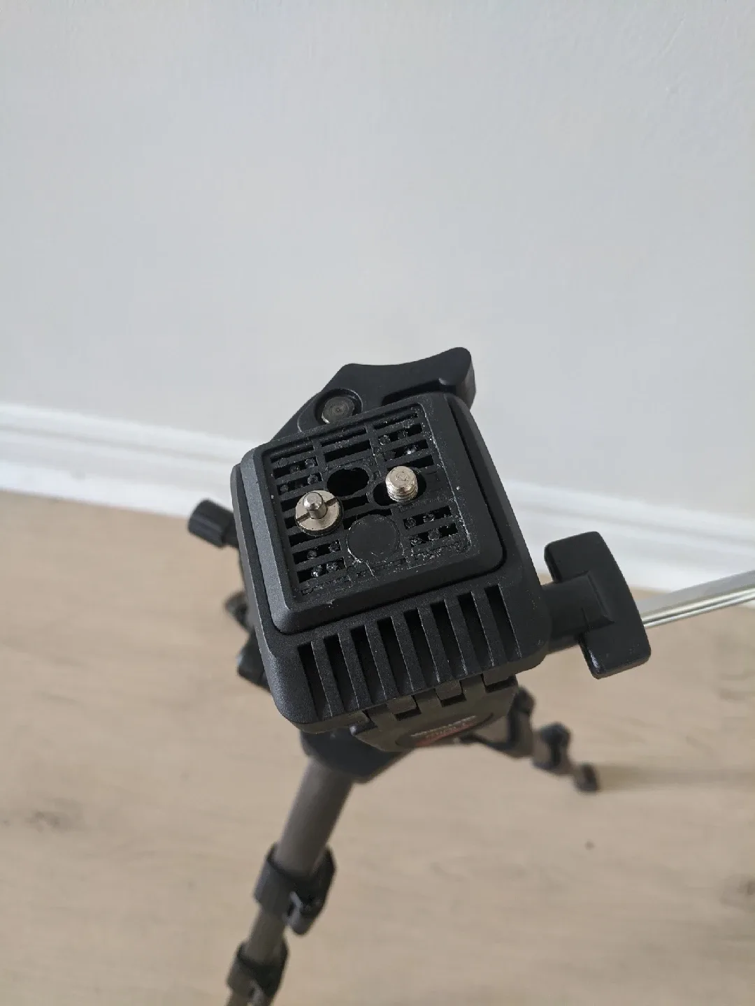 Vanguard Mini Tripod image indicator(5)