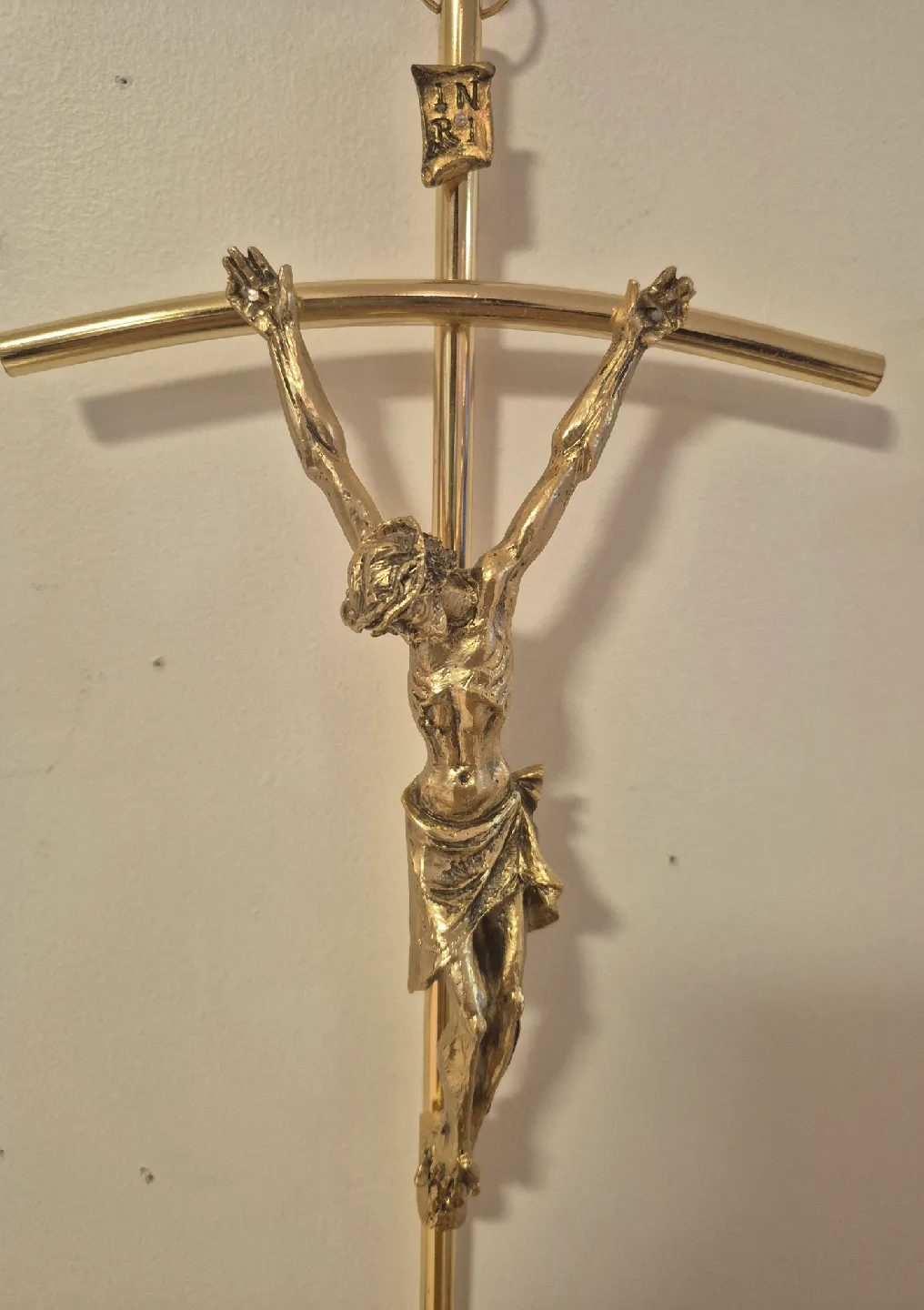 2 Crucifixes image indicator(2)