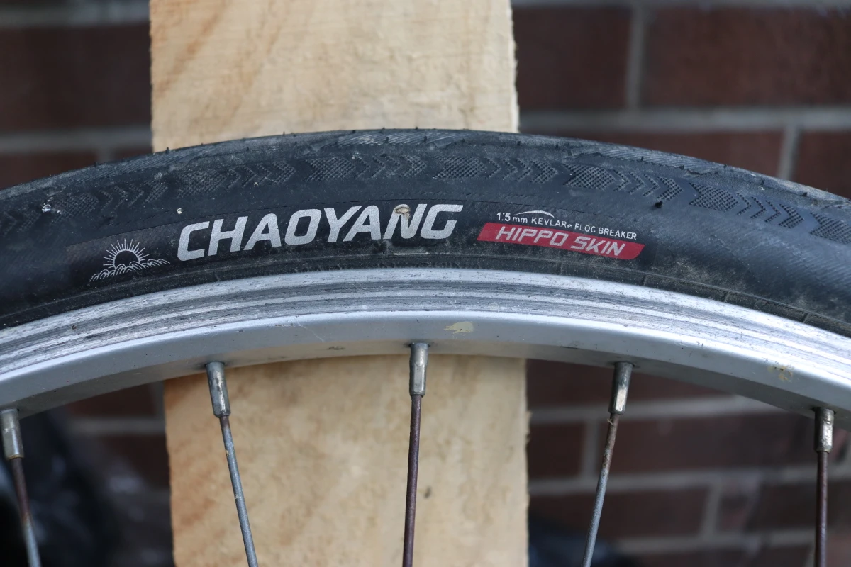 26" aluminum bike wheel and tire - photo 4