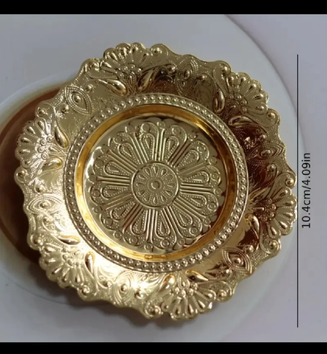 BRAND NEW Gold Metal Decorative Plates Each image indicator(3)