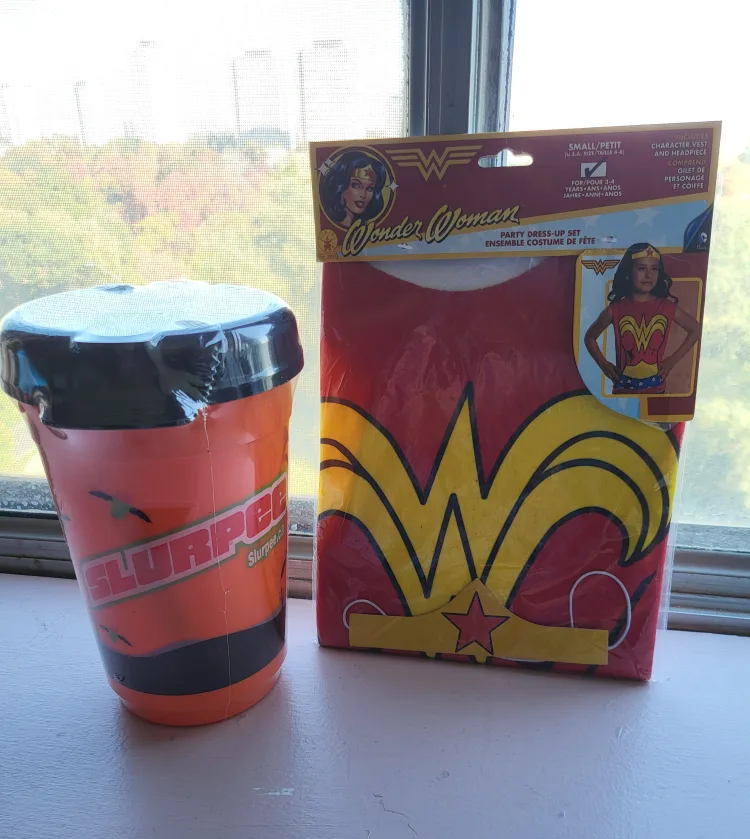 Wonder Woman Halloween Costume  Set (Small)  Halloween Mug image indicator(2)