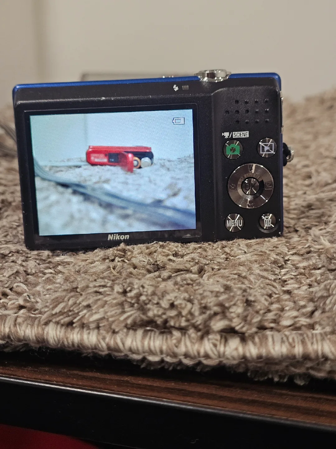 Nikon COOLPIX S570 Digital Camera image indicator(2)