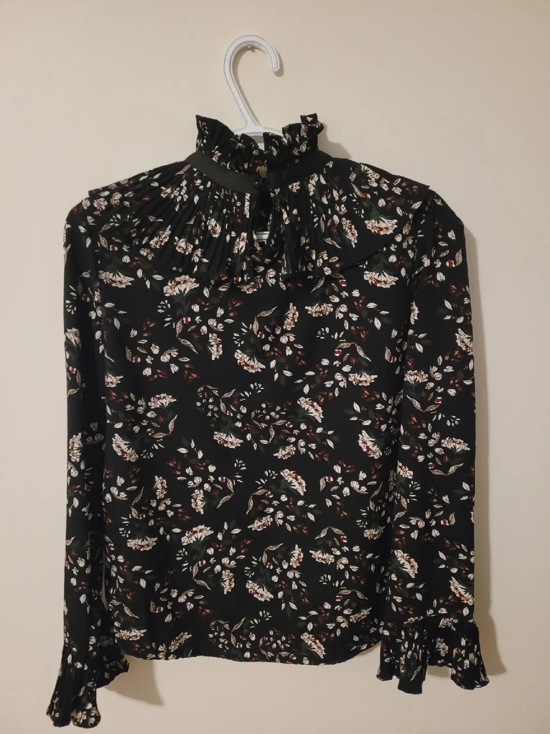 Floral Print Blouse - Size M image indicator(2)