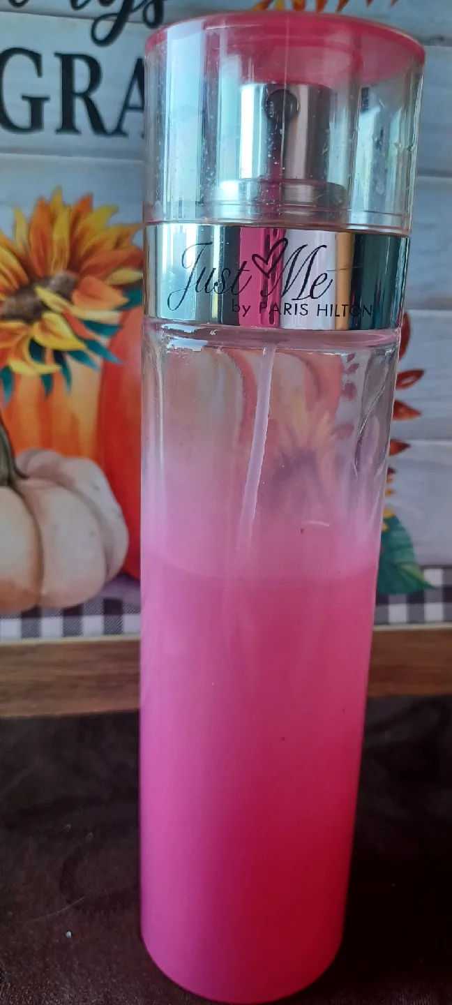 Paris Hilton Just Me Perfume thumbnail