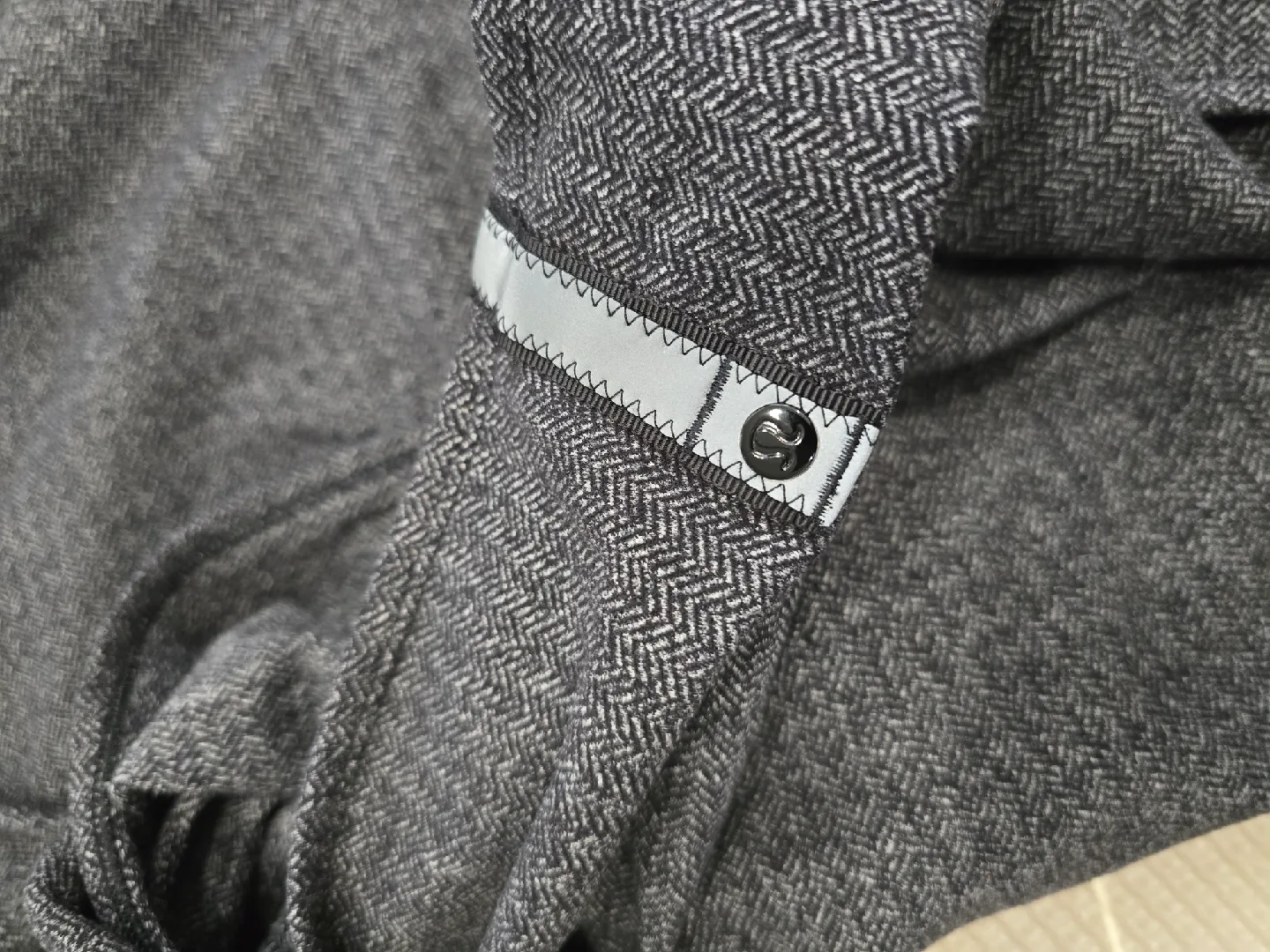 Lululemon Vinyasa Scarf image indicator(6)