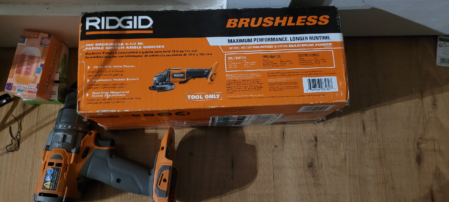 RIDGID 18V Brushless Angle Grinder w/ Box - photo 2