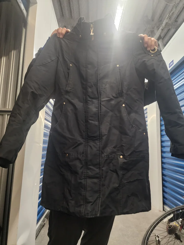 Sterling gold Moose Knuckles Navy blue Jacket image indicator(3)