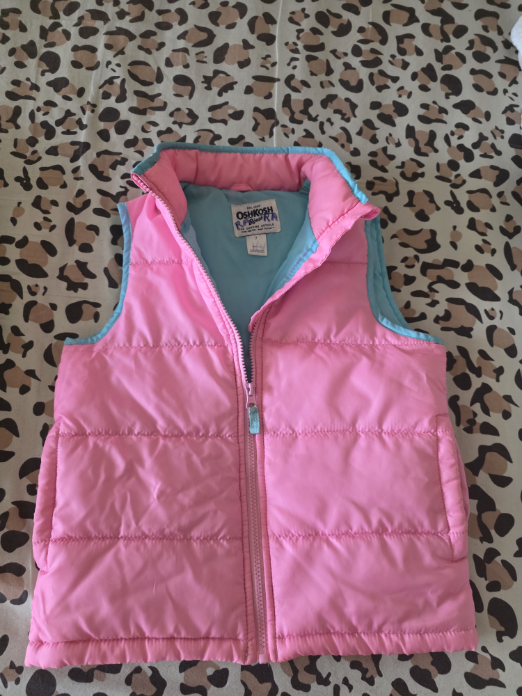 OshKosh & The Children's Place Vest Bundle - Size 7 - photo 3