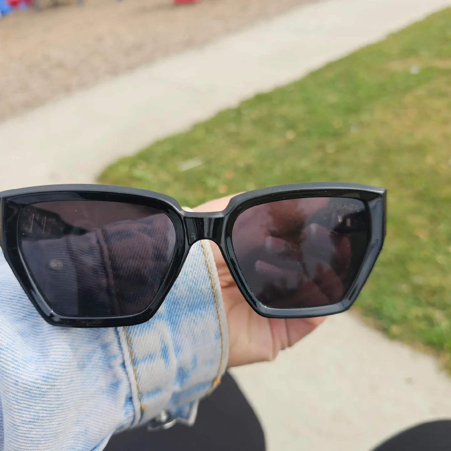 Prada Black Sunglasses image indicator(4)