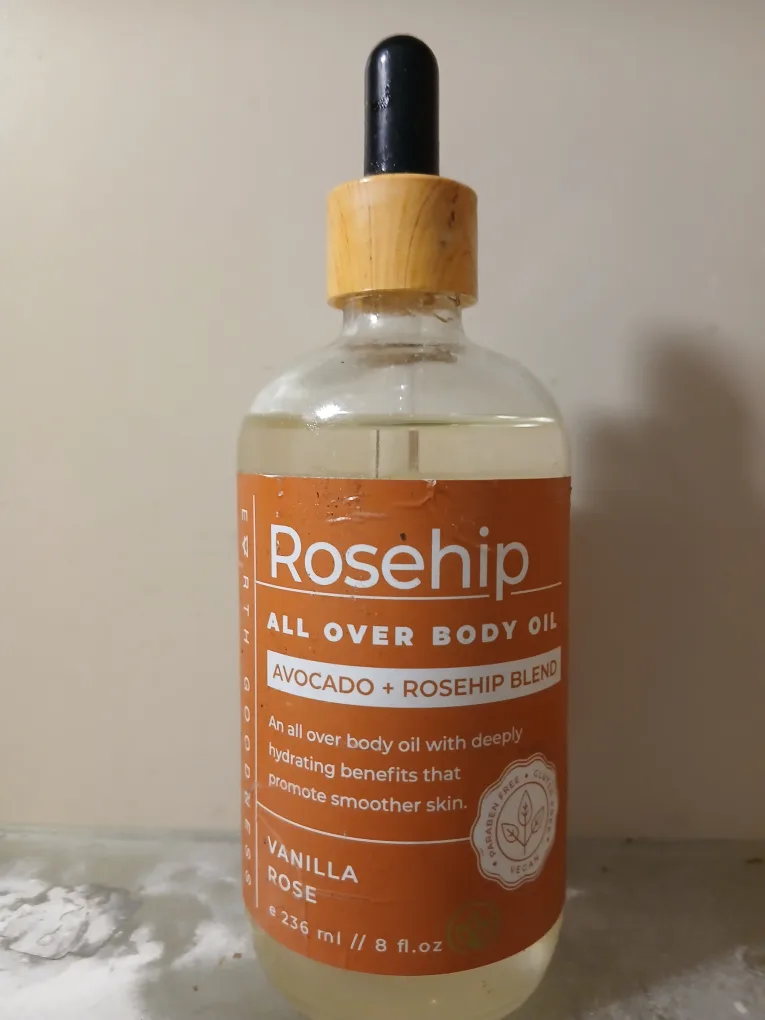 🥕Rosehip All Over Body Oil - Vanilla Rose🥕 thumbnail