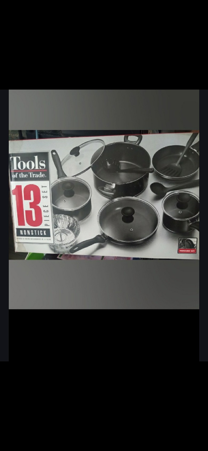 Brand New 13-Piece Nonstick Cookware Set