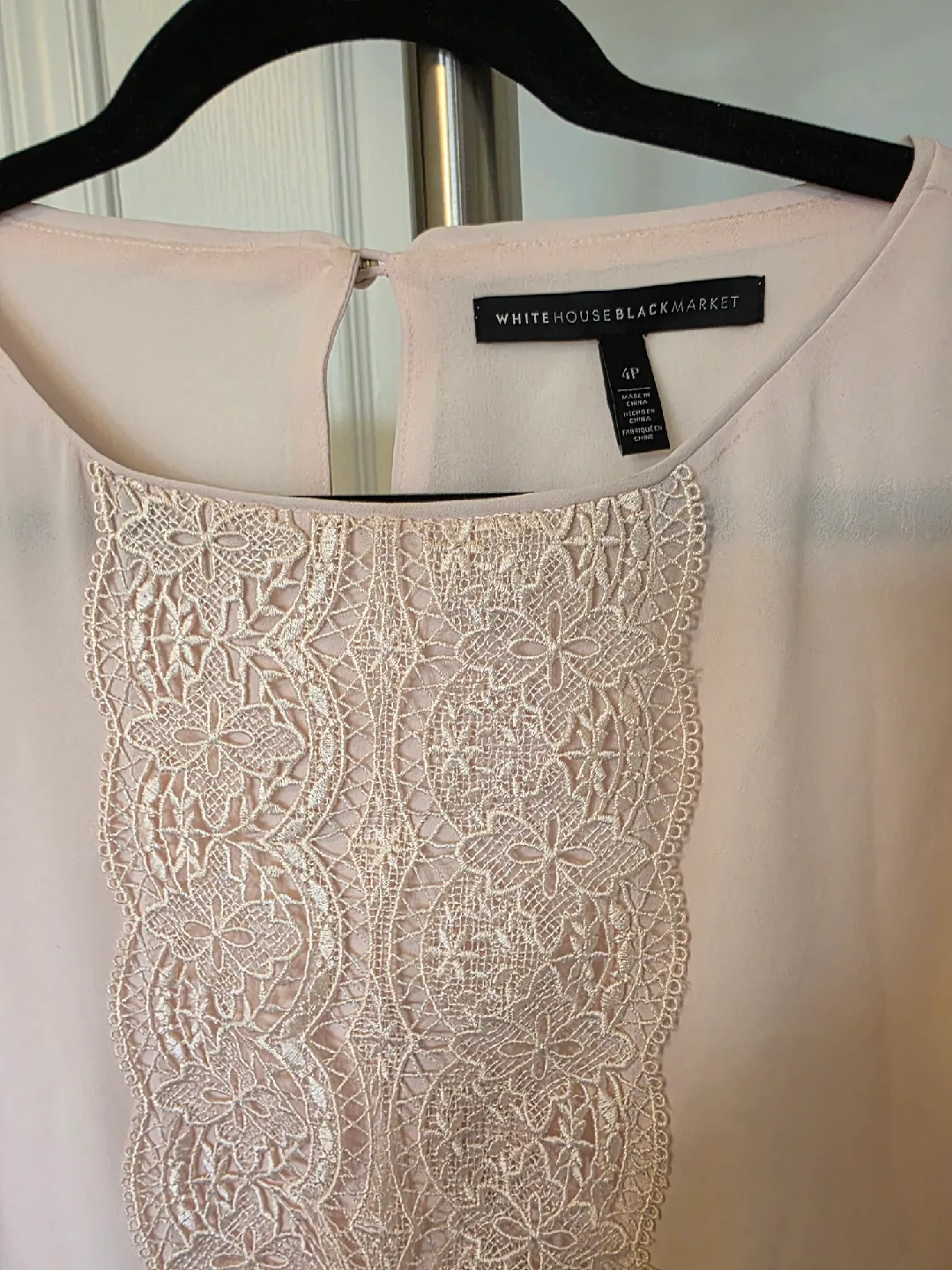 White House Black Market: Blouse in Dusty  Pink - Size 4P image indicator(2)